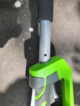 image client 4 Débroussailleuse Électrique Greenworks GST1246