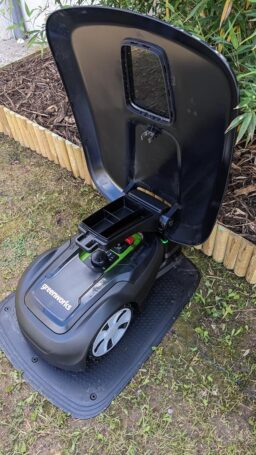 image client 4 Tondeuse Robot Greenworks Optimow 15