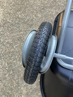 image client 4 Brouette de Jardin GYMAX de 2 Roues 140L