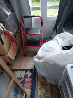 image client 4 Escabeau Pliant Kingrack 2 Marches Rouge