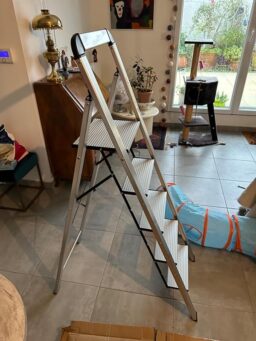 image client 4 Escabeau Pliant KINGRACK 3 Marches avec Main Courante