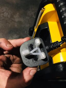 image client 4 Radio de Chantier Compacte DEWALT DCR020 QW