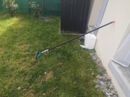 image client 4 Scarificateur À Main sur Roues Gardena sur Combisystem Petit Modèle