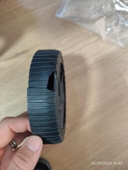 image client 4 Compresseur D'air Silencieux Scheppach HC26Si