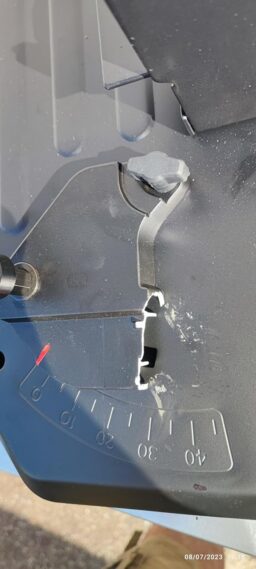 image client 4 Scie À Ruban À Métaux Scheppach MBS1200