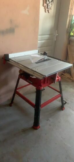 image client 4 Scie Circulaire sur Table Einhell TC Ts 2225 U