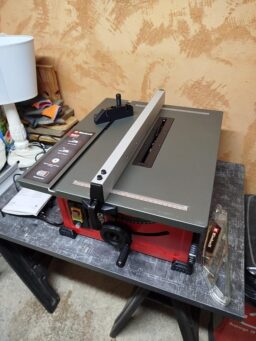 image client 4 Scie Circulaire sur Table Einhell TC TS 8