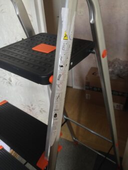 image client 4 Échelle Pliante SONGMICS GLT04BK