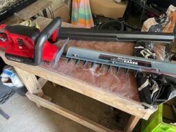 image client 4 Taille Haies sans fil Einhell GE CH 36-65 Li Solo