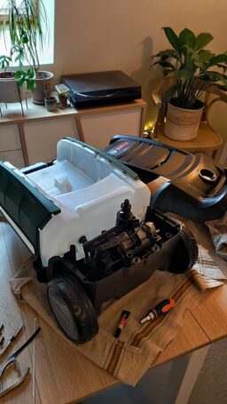 image client 5 Nettoyeur Extérieur sans fil Bosch Fontus 18V