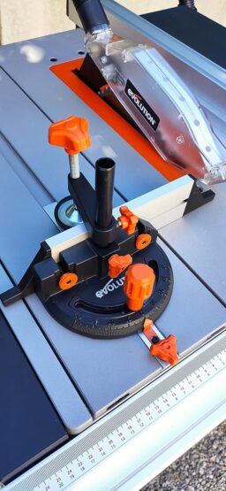 image client 5 Scie Circulaire sur Table Evolution Power Tools Rage 5 S