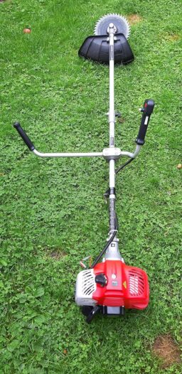 image client 5 Débroussailleuse À Essence Greencut GGT650X 6