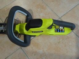 image client 5 Taille Haies Électrique Ryobi Rht5655rs