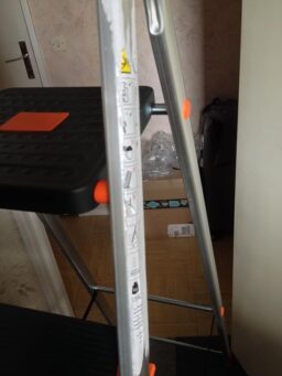 image client 5 Échelle Pliante SONGMICS GLT04BK