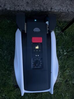 image client 6 Robot Tondeuse Ecovacs Goat O800 Rtk