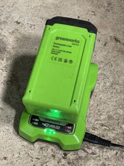 image client 6 Taille Haie Batterie Greenworks G40HT61