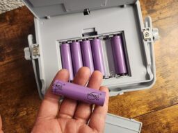 image client 6 Lampe Chantier Fosingut Projecteur Led Rechargeable 150w