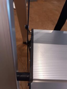 image client 6 Échelle Pliante XinSunho Escabeau 5 Marches Aluminium