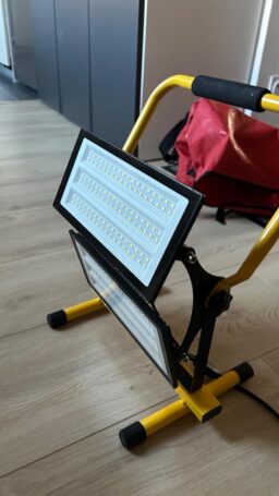 image client 7 Projecteur Chantier Bellanny de Led 200w