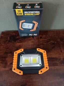 image client 7 Projecteur Led Portable Bizcasa Rechargeable 30W