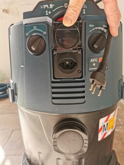 image client 7 Aspirateur Eau et Poussière Professionnel Bosch Professional GAS 35 M AFC