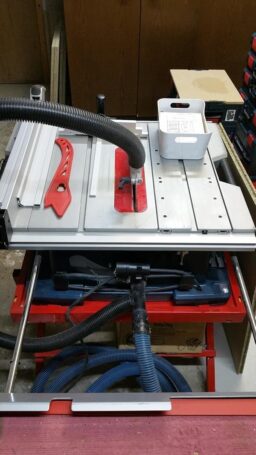 image client 7 Scie sur Table Professionnelle Bosch Pro. Gts 10 Xc