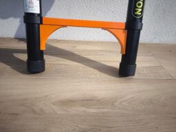 image client 7 Échelle Télescopique Multifonction Louak&hiron Pliante 4,4m