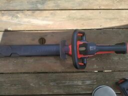 image client 7 Taille Haie sans fil Einhell GP CH 18-50 Li BL Solo Professional