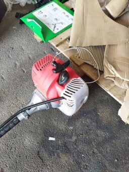 image client 7 Débroussailleuse À Essence Greencut GGT650X 6