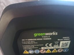 image client 7 Taille Haie Batterie Greenworks G40HT61