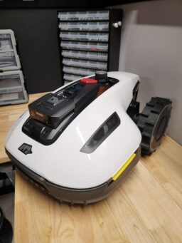 image client 7 Robot Tondeuse Mammotion YUKA Mini 700