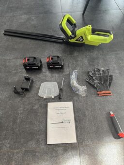 image client 7 Taille Haie sans fil IERAKOR Batterie Électrique sans