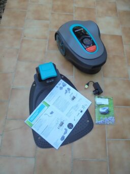 image client 7 Tondeuse Robot Connectée Gardena SILENO Minimo 500 M²