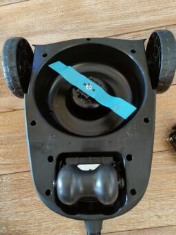 image client 7 Tondeuse À Gazon sans fil Gardena Handymower 22-18 V P4A
