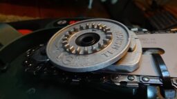 image client 8 Tronçonneuse À Chaîne sans fil Bosch UniversalChain 18