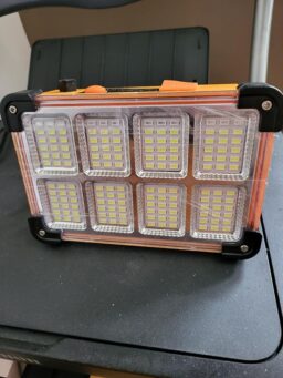 image client 8 Lampe de Travail Portable DANCINGBOAR Projecteur LED Rechargeable 30W