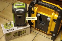 image client 8 Radio de Chantier Compacte DEWALT DCR020 QW