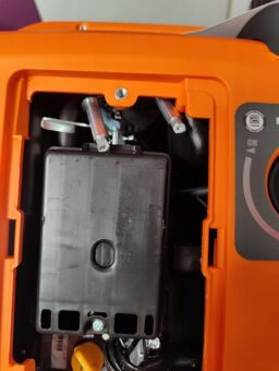 image client 9 Générateur Électrique Onduleur AIVOLT Groupe Électrogène D'essence 3200W Inverter