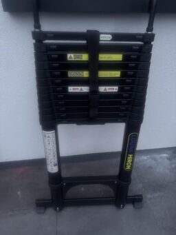 image client 9 Échelle Télescopique LOUAK&HIRON Aluminium