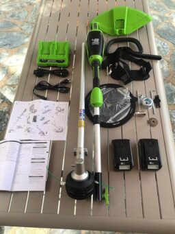 image client 9 Coupe Bordure & Débroussailleuse Greenworks GD24X2BCBK4x