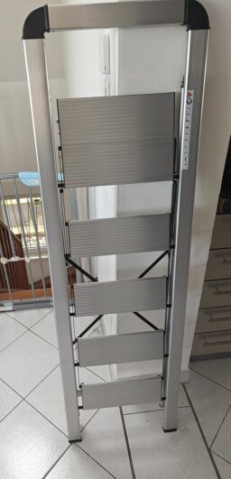 image client 9 Escabeau Pliant KINGRACK 3 Marches avec Main Courante