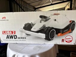 image client 9 Robot Tondeuse Mammotion LUBA 2 AWD 3000X