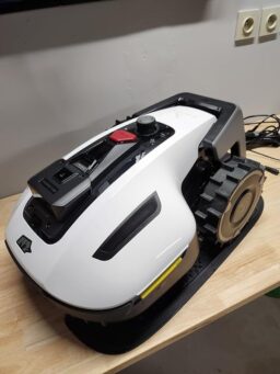 image client 9 Robot Tondeuse Mammotion YUKA Mini 500