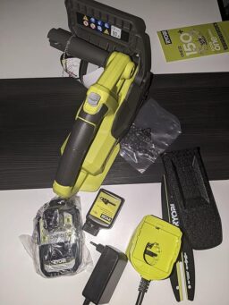 image client 9 Tronçonneuse sans fil Ryobi RY18CS20A 125