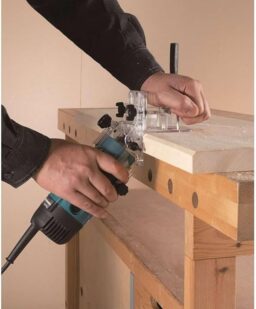 Image du fabricant 2 du Affleureuse 530W 6mm Makita 3712