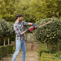 Image du fabricant 2 du Black + Decker BEHT201-GB Taille-haie