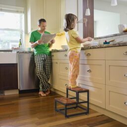 Image du fabricant 2 du LIANTRAL marchepied robuste bois acier