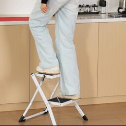 Image du fabricant 2 du Marchepied pliant MSV blanc