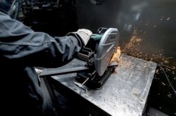 Image du fabricant 2 du Metabo tronçonneuse à métaux CS 22-355