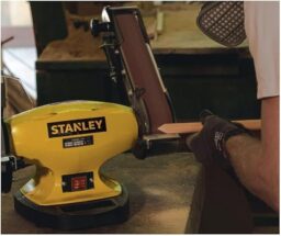 Image du fabricant 2 du Touret d'établi STANLEY 330W